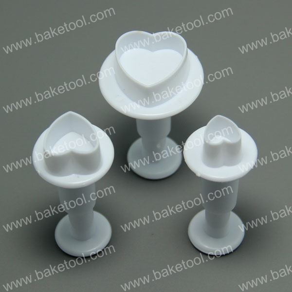 HB0353 Plastic Heart Shape Plunger Cookie Cutter Set