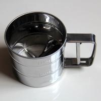 HB0380 Metal cup sharp press flour sieve baking tool kitchenware