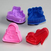 HB0388 Plastic 4pcs Dress&Shoes shape plunger cutter set cookie cutters set