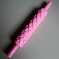 HB0484  Plastic Pink Heart Pattern Cake Fondant Rolling Pin