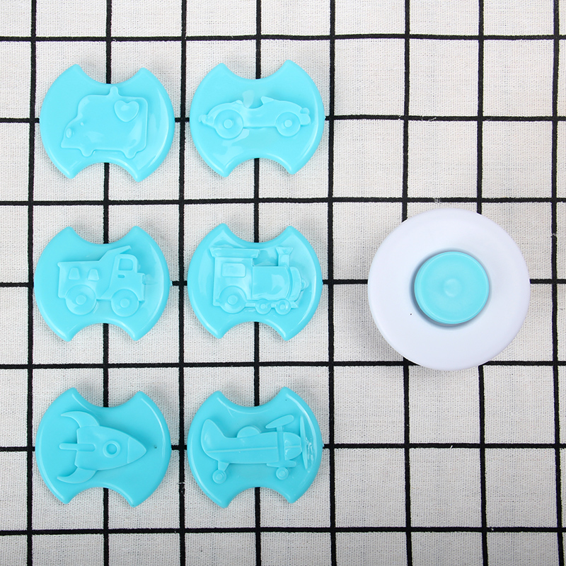 HB0310V Plastic Transportation shape cookie embosser mold set