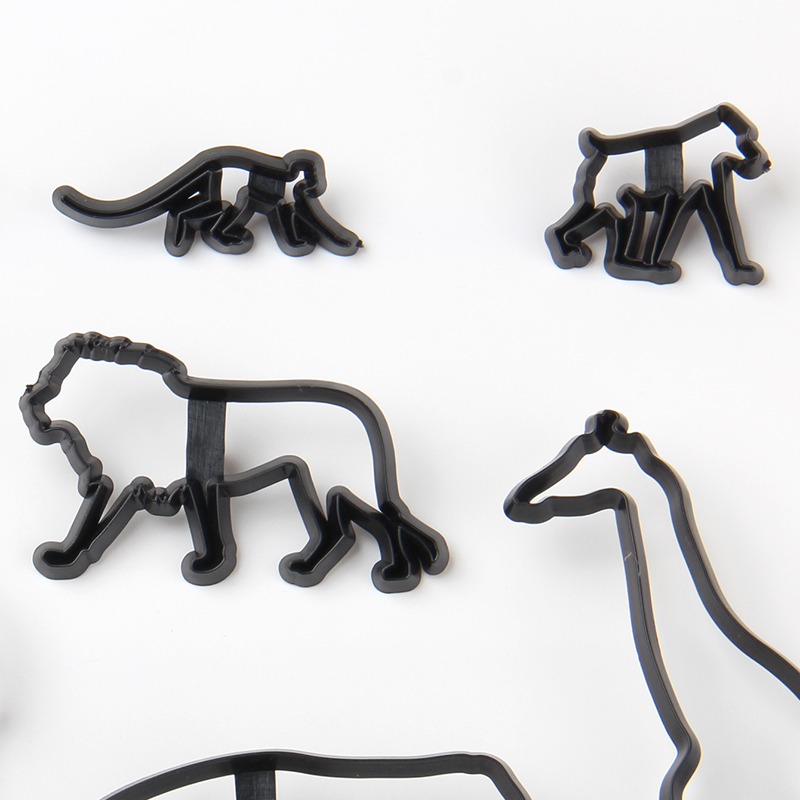 HB1099A Plastic 8pcs Animals Shape Cake Fondant Press Cookie Cutters Decoration Molds set